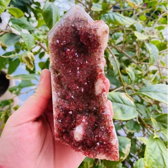 Red Phantom Quartz Tower - Picture 1 of 2